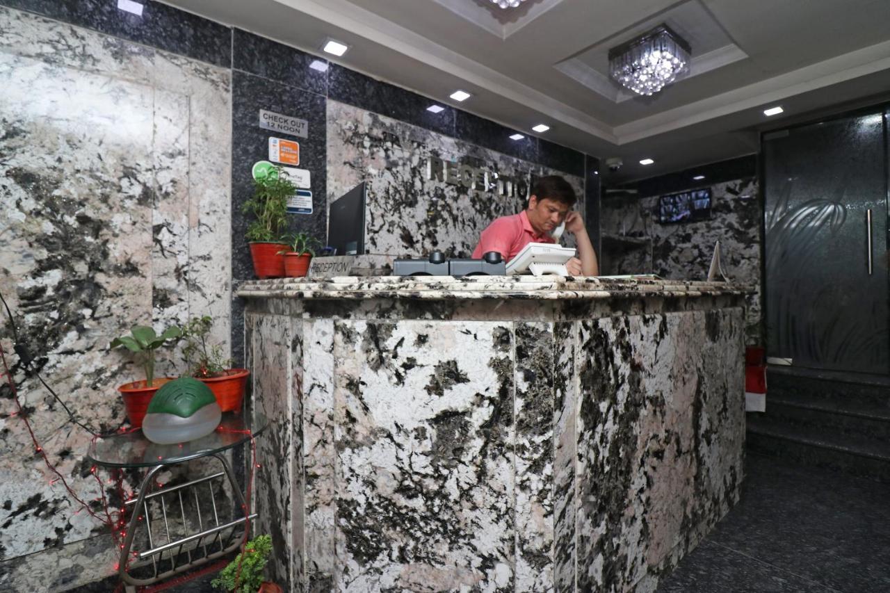 Oyo Flagship 16209 Hotel Ambar Palace Calcutta Bara Bazar Exterior photo