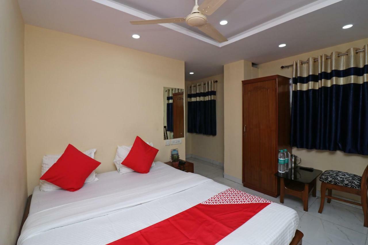 Oyo Flagship 16209 Hotel Ambar Palace Calcutta Bara Bazar Exterior photo