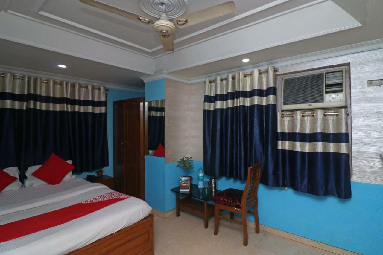Oyo Flagship 16209 Hotel Ambar Palace Calcutta Bara Bazar Exterior photo